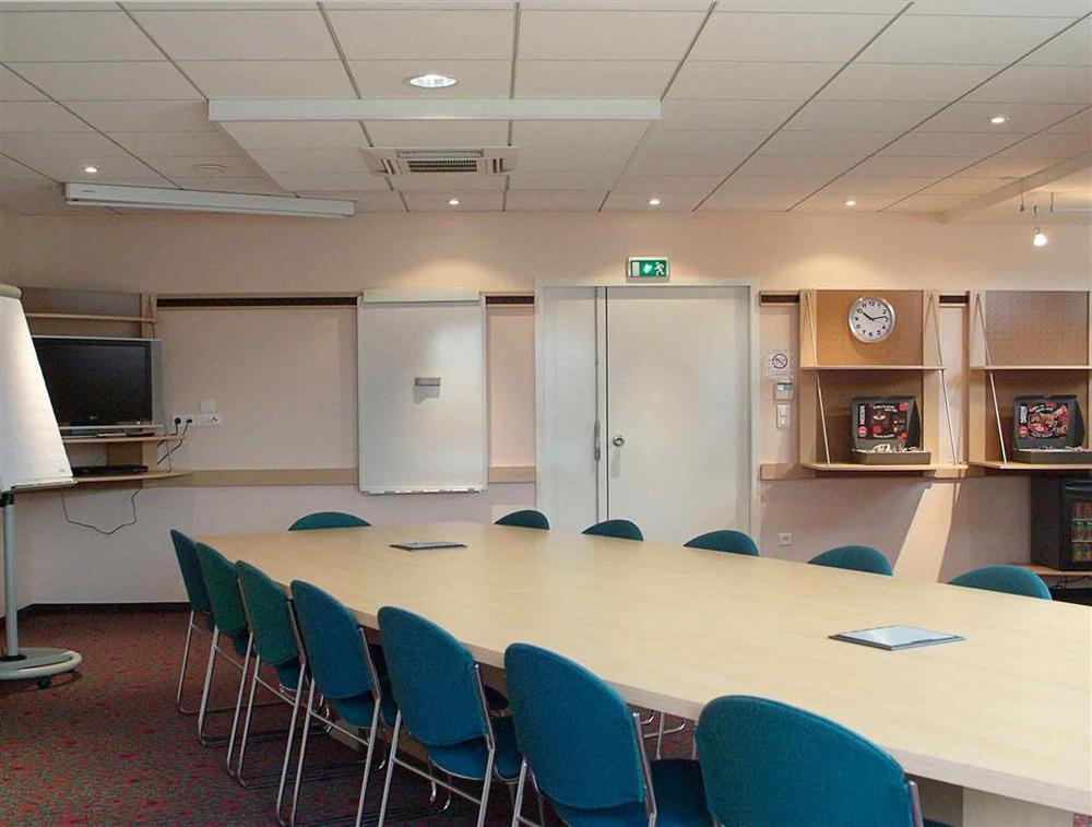 Hotel Ibis Port De Plaisance 3*
